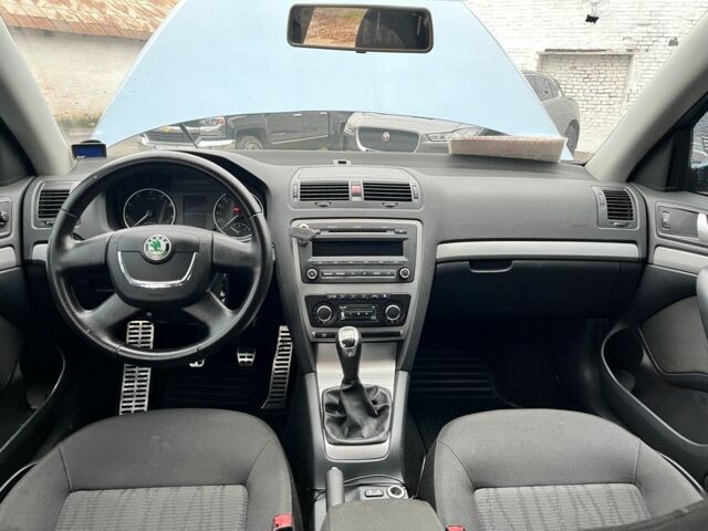 Серый Шкода Октавия, объемом двигателя 1.8 л и пробегом 280 тыс. км за 7900 $, фото 19 на Automoto.ua