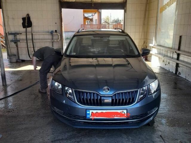 Сірий Шкода Октавія, об'ємом двигуна 1.6 л та пробігом 124 тис. км за 12900 $, фото 8 на Automoto.ua
