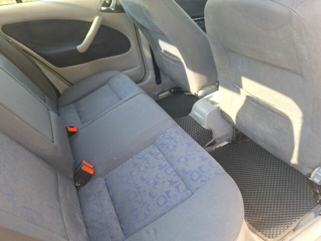 Серый Шкода Октавия, объемом двигателя 1.9 л и пробегом 380 тыс. км за 3500 $, фото 2 на Automoto.ua