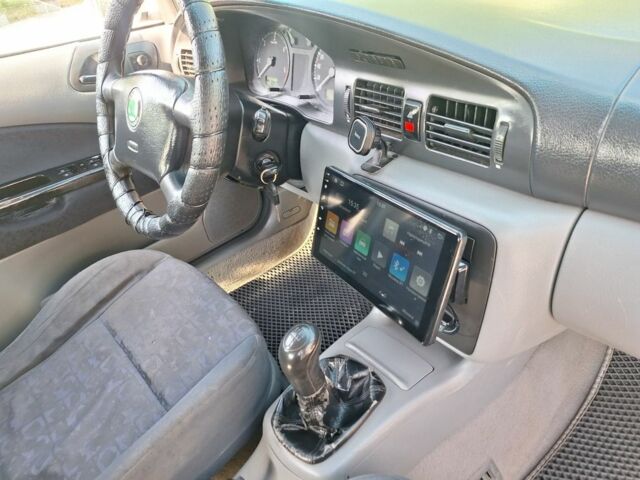 Серый Шкода Октавия, объемом двигателя 1.9 л и пробегом 380 тыс. км за 3500 $, фото 1 на Automoto.ua