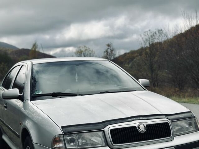 Шкода Октавія 1999 у Ужгороді на Automoto.ua Сірий Шкода Октавія, об'ємом двигуна 1.6 л та пробігом 210 тис. км за 3900 $, фото 9 на Automoto.ua