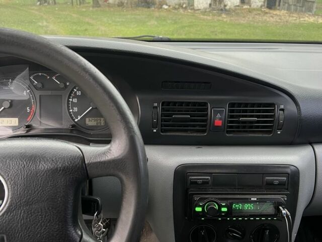 Серый Шкода Октавия, объемом двигателя 1.9 л и пробегом 329 тыс. км за 3350 $, фото 6 на Automoto.ua