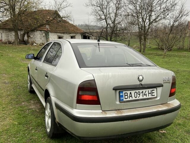 Серый Шкода Октавия, объемом двигателя 1.9 л и пробегом 329 тыс. км за 3350 $, фото 3 на Automoto.ua