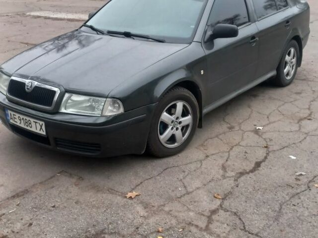Сірий Шкода Октавія, об'ємом двигуна 1.6 л та пробігом 272 тис. км за 3000 $, фото 1 на Automoto.ua
