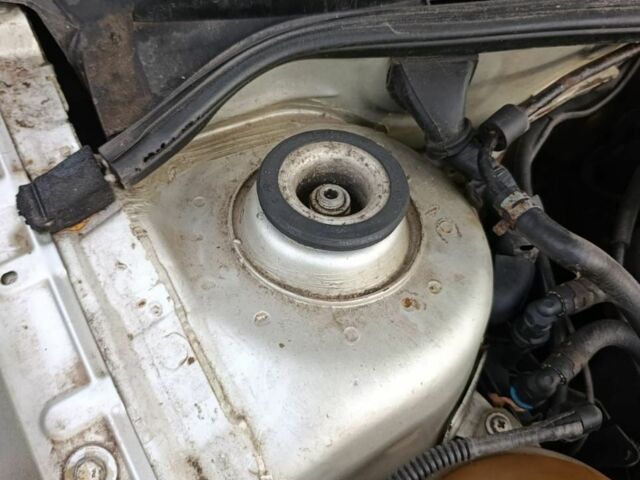 Сірий Шкода Октавія, об'ємом двигуна 1.6 л та пробігом 361 тис. км за 4000 $, фото 2 на Automoto.ua