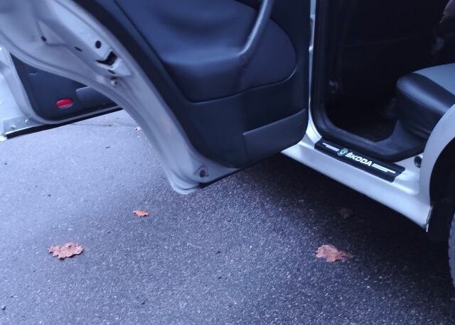 Серый Шкода Октавия, объемом двигателя 1.6 л и пробегом 265 тыс. км за 3750 $, фото 17 на Automoto.ua