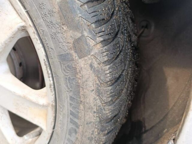 Сірий Шкода Октавія, об'ємом двигуна 1.6 л та пробігом 361 тис. км за 4000 $, фото 6 на Automoto.ua