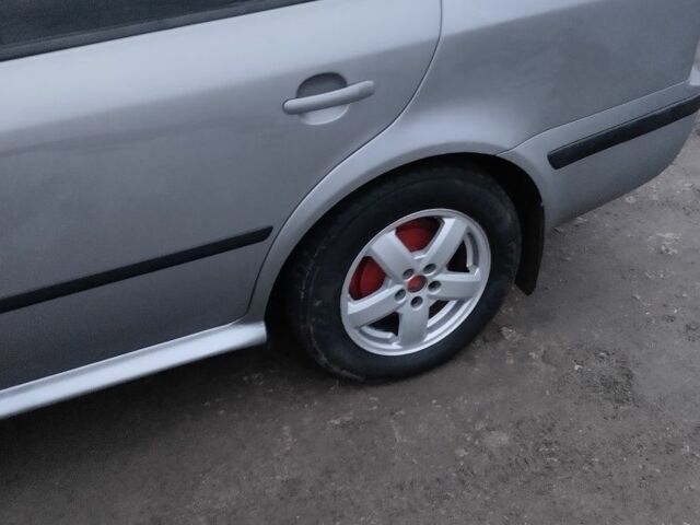 Серый Шкода Октавия, объемом двигателя 1.9 л и пробегом 400 тыс. км за 4400 $, фото 6 на Automoto.ua