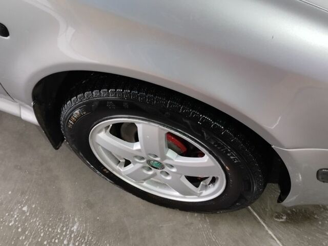 Серый Шкода Октавия, объемом двигателя 1.9 л и пробегом 400 тыс. км за 4400 $, фото 2 на Automoto.ua