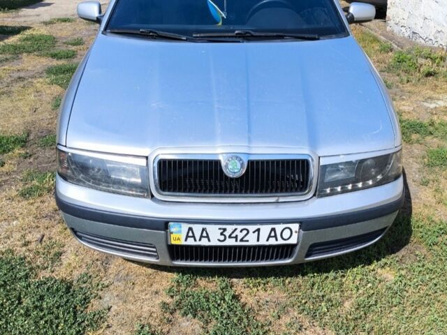 Сірий Шкода Октавія, об'ємом двигуна 2 л та пробігом 400 тис. км за 1600 $, фото 1 на Automoto.ua