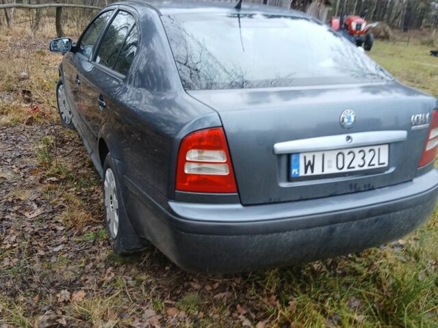 Сірий Шкода Октавія, об'ємом двигуна 0 л та пробігом 400 тис. км за 2300 $, фото 1 на Automoto.ua