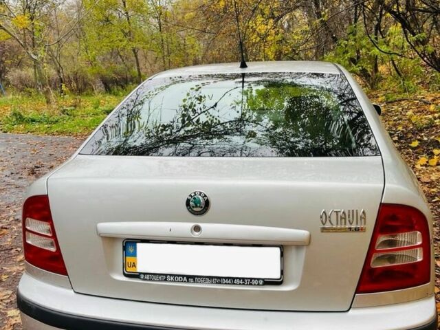 Серый Шкода Октавия, объемом двигателя 1.6 л и пробегом 92 тыс. км за 6000 $, фото 3 на Automoto.ua