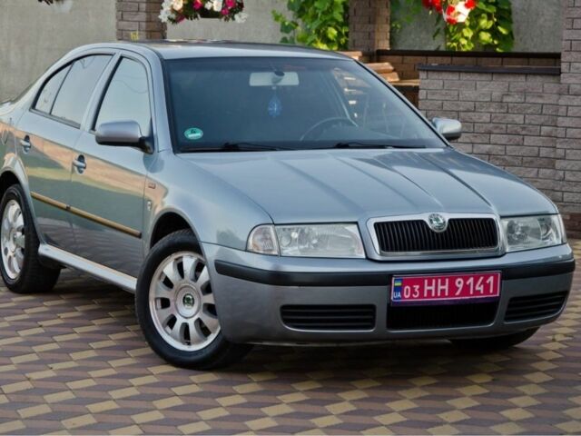 Сірий Шкода Октавія, об'ємом двигуна 0 л та пробігом 249 тис. км за 5800 $, фото 1 на Automoto.ua