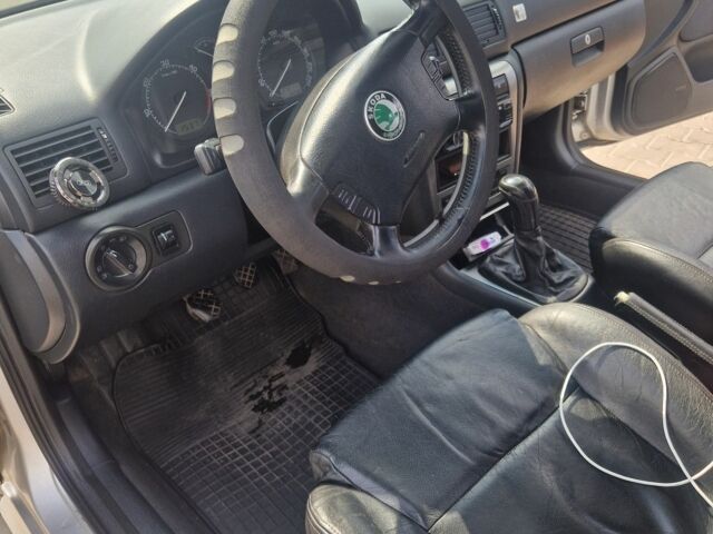 Шкода Октавия 2004 в Володарке на Automoto.ua Серый Шкода Октавия, объемом двигателя 1.9 л и пробегом 278 тыс. км за 4800 $, фото 6 на Automoto.ua