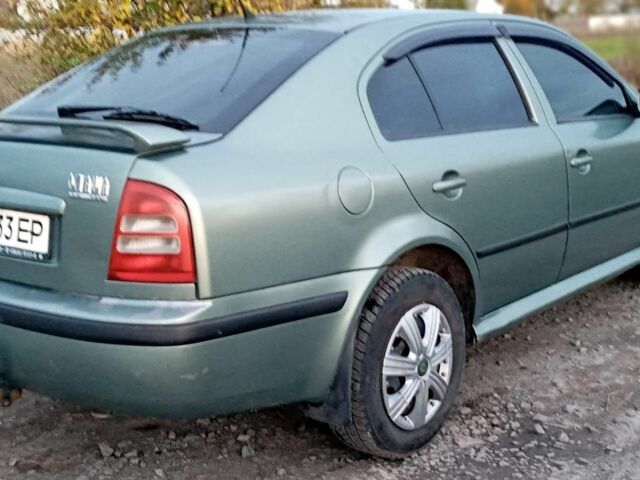 Шкода Октавия 2004 в Белой Церкве на Automoto.ua Серый Шкода Октавия, объемом двигателя 1.4 л и пробегом 240 тыс. км за 2100 $, фото 7 на Automoto.ua