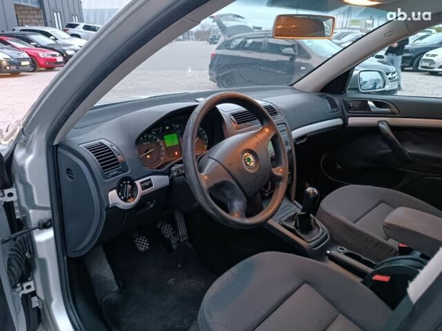 Серый Шкода Октавия, объемом двигателя 1.6 л и пробегом 279 тыс. км за 5400 $, фото 13 на Automoto.ua