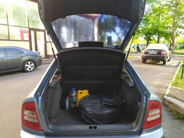 Серый Шкода Октавия, объемом двигателя 1.6 л и пробегом 285 тыс. км за 5800 $, фото 5 на Automoto.ua