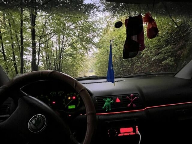 Шкода Октавия 2005 в Тячеве на Automoto.ua Серый Шкода Октавия, объемом двигателя 1.6 л и пробегом 200 тыс. км за 2500 $, фото 1 на Automoto.ua
