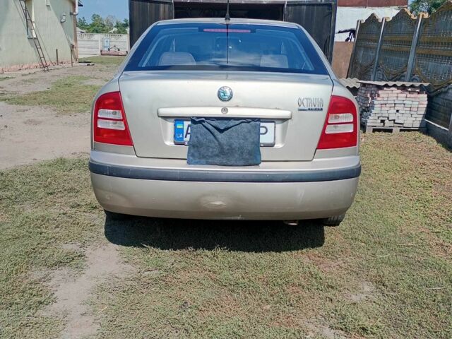 Серый Шкода Октавия, объемом двигателя 1.6 л и пробегом 4 тыс. км за 4250 $, фото 3 на Automoto.ua