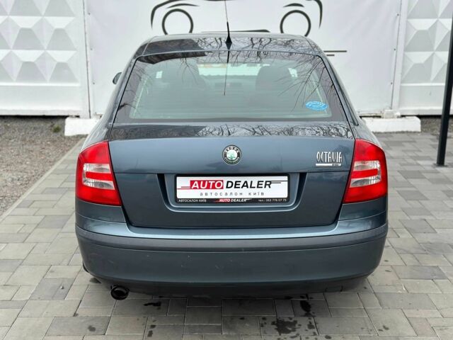 Серый Шкода Октавия, объемом двигателя 1.6 л и пробегом 369 тыс. км за 5500 $, фото 7 на Automoto.ua