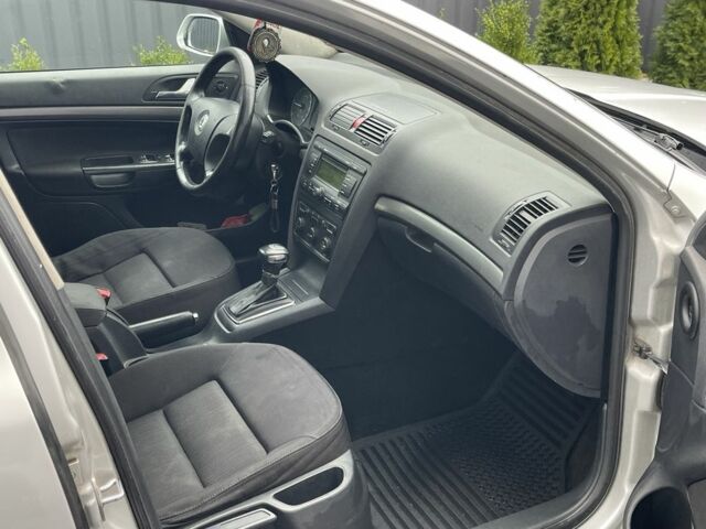 Сірий Шкода Октавія, об'ємом двигуна 1.9 л та пробігом 350 тис. км за 3350 $, фото 13 на Automoto.ua