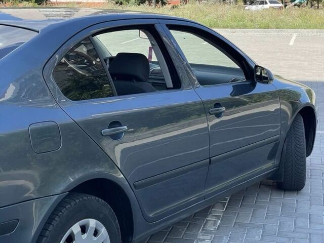 Серый Шкода Октавия, объемом двигателя 1.6 л и пробегом 240 тыс. км за 5000 $, фото 5 на Automoto.ua