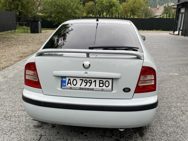 Шкода Октавия 2005 в Тячеве на Automoto.ua Серый Шкода Октавия, объемом двигателя 1.6 л и пробегом 200 тыс. км за 2500 $, фото 3 на Automoto.ua