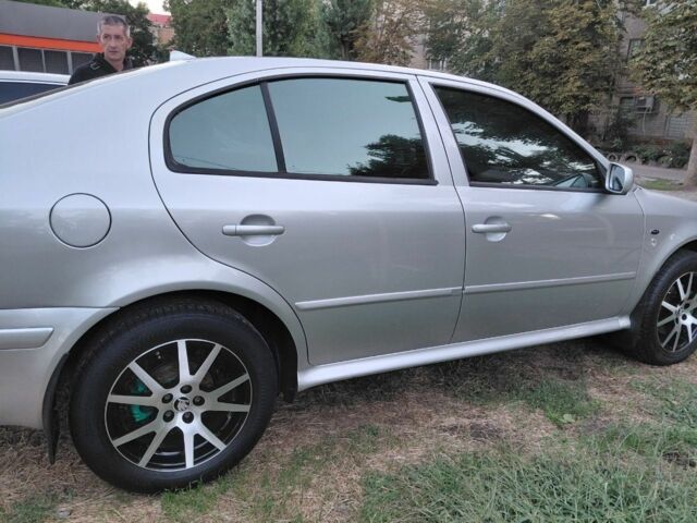Сірий Шкода Октавія, об'ємом двигуна 1.8 л та пробігом 289 тис. км за 6600 $, фото 3 на Automoto.ua