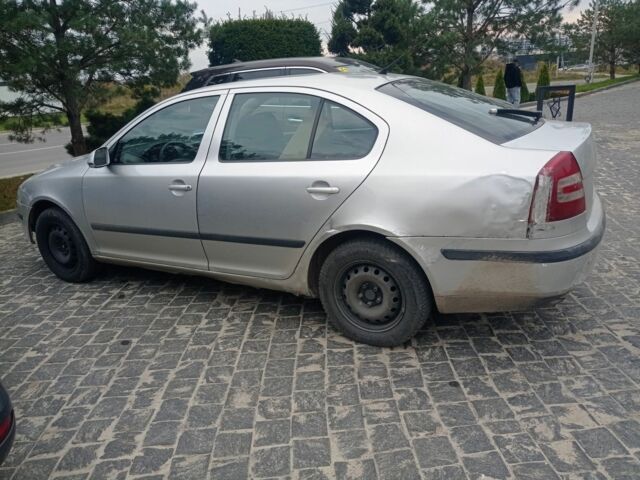 Серый Шкода Октавия, объемом двигателя 1.6 л и пробегом 245 тыс. км за 2500 $, фото 2 на Automoto.ua