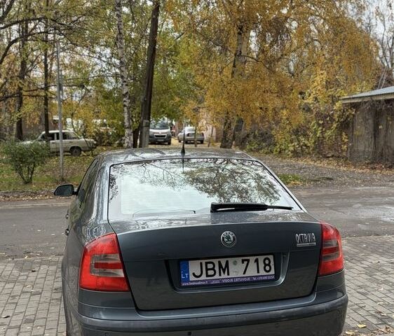 Серый Шкода Октавия, объемом двигателя 1.9 л и пробегом 300 тыс. км за 3200 $, фото 5 на Automoto.ua