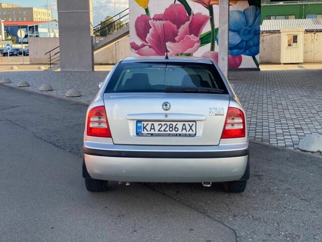 Сірий Шкода Октавія, об'ємом двигуна 1.6 л та пробігом 300 тис. км за 4100 $, фото 4 на Automoto.ua