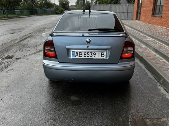 Шкода Октавия 2006 в Виннице на Automoto.ua Серый Шкода Октавия, объемом двигателя 1.6 л и пробегом 400 тыс. км за 3200 $, фото 1 на Automoto.ua