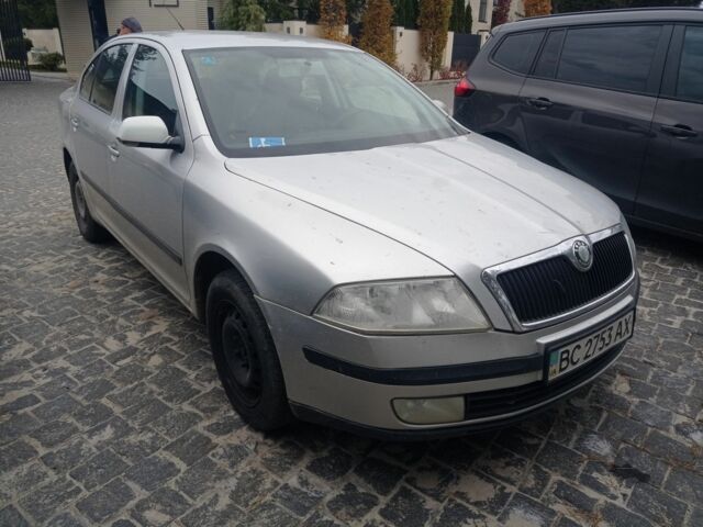 Серый Шкода Октавия, объемом двигателя 1.6 л и пробегом 245 тыс. км за 2500 $, фото 1 на Automoto.ua