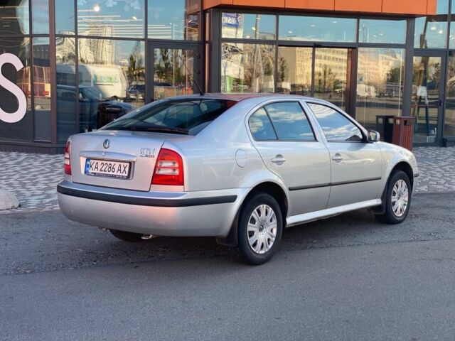 Сірий Шкода Октавія, об'ємом двигуна 1.6 л та пробігом 300 тис. км за 4100 $, фото 5 на Automoto.ua