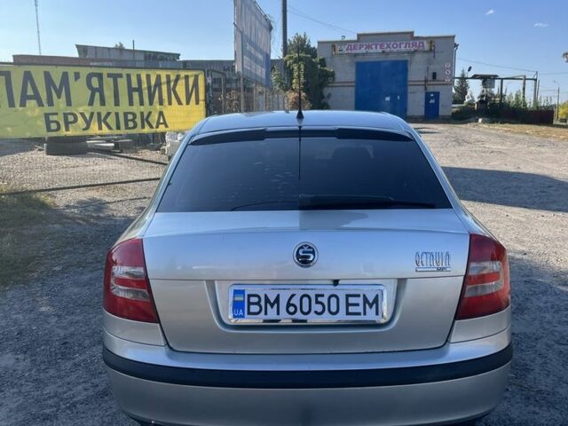 Сірий Шкода Октавія, об'ємом двигуна 1.6 л та пробігом 270 тис. км за 4999 $, фото 4 на Automoto.ua