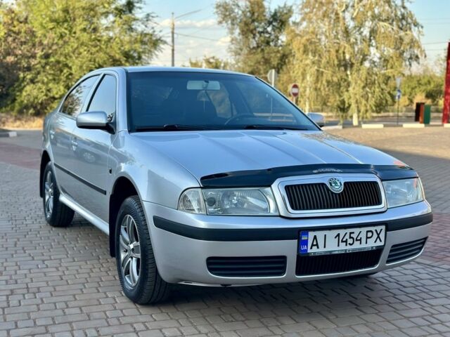 Серый Шкода Октавия, объемом двигателя 1.6 л и пробегом 221 тыс. км за 6400 $, фото 9 на Automoto.ua