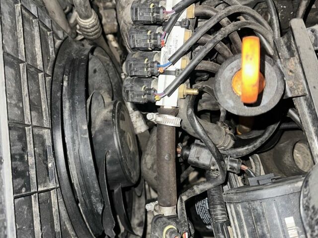 Серый Шкода Октавия, объемом двигателя 1.6 л и пробегом 3 тыс. км за 2000 $, фото 7 на Automoto.ua