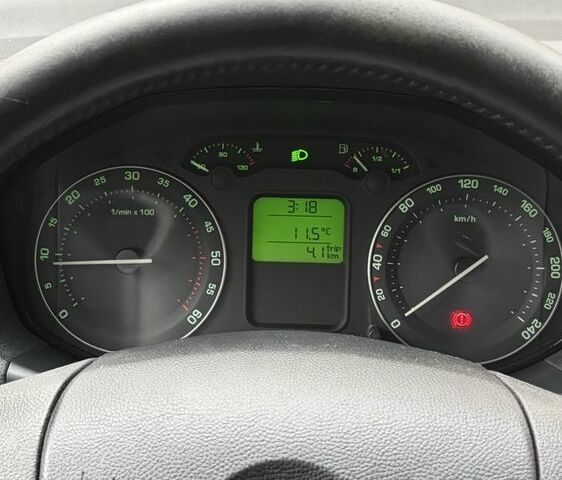 Серый Шкода Октавия, объемом двигателя 1.9 л и пробегом 300 тыс. км за 3200 $, фото 12 на Automoto.ua