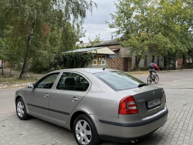 Серый Шкода Октавия, объемом двигателя 1.9 л и пробегом 300 тыс. км за 3250 $, фото 7 на Automoto.ua