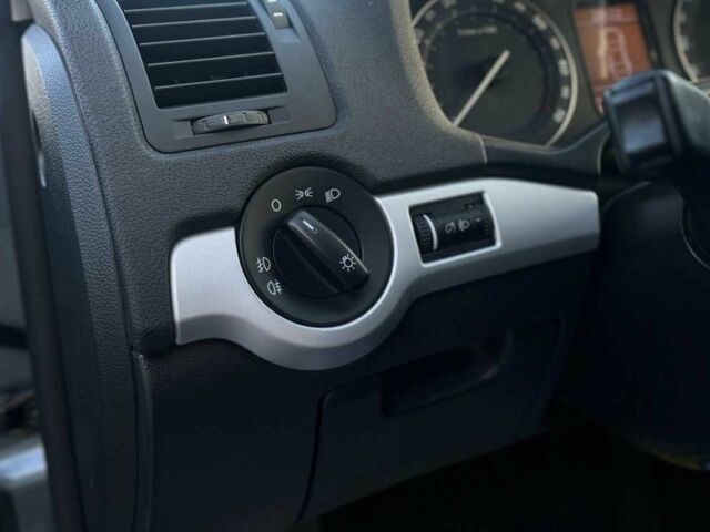 Серый Шкода Октавия, объемом двигателя 1.6 л и пробегом 147 тыс. км за 6450 $, фото 17 на Automoto.ua