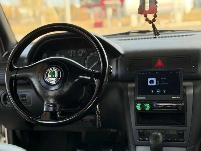 Серый Шкода Октавия, объемом двигателя 1.8 л и пробегом 193 тыс. км за 5700 $, фото 15 на Automoto.ua