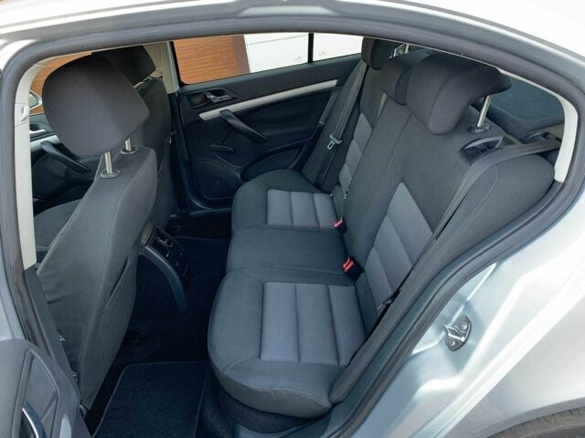 Серый Шкода Октавия, объемом двигателя 1.4 л и пробегом 239 тыс. км за 6755 $, фото 12 на Automoto.ua