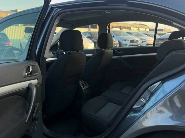 Серый Шкода Октавия, объемом двигателя 1.6 л и пробегом 147 тыс. км за 6450 $, фото 14 на Automoto.ua