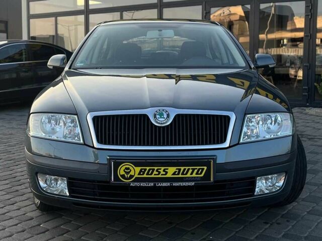 Серый Шкода Октавия, объемом двигателя 1.6 л и пробегом 147 тыс. км за 6450 $, фото 1 на Automoto.ua