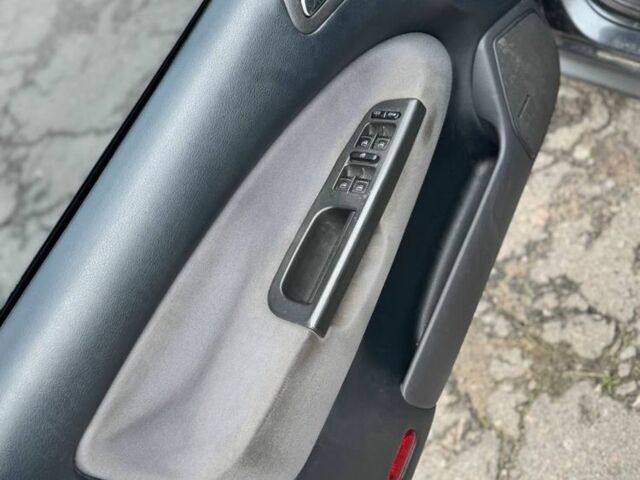 Сірий Шкода Октавія, об'ємом двигуна 0 л та пробігом 356 тис. км за 5000 $, фото 1 на Automoto.ua