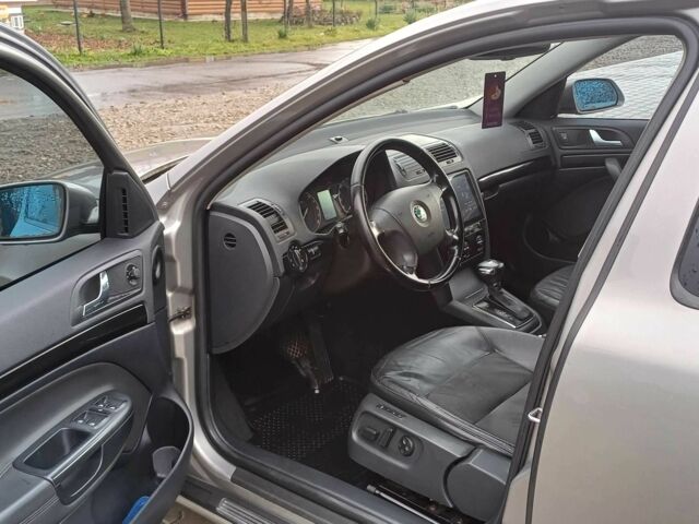 Серый Шкода Октавия, объемом двигателя 2 л и пробегом 288 тыс. км за 6450 $, фото 12 на Automoto.ua