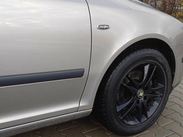 Серый Шкода Октавия, объемом двигателя 2 л и пробегом 288 тыс. км за 6450 $, фото 10 на Automoto.ua