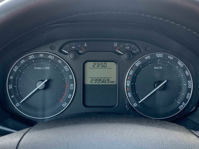 Серый Шкода Октавия, объемом двигателя 1.4 л и пробегом 239 тыс. км за 6755 $, фото 19 на Automoto.ua