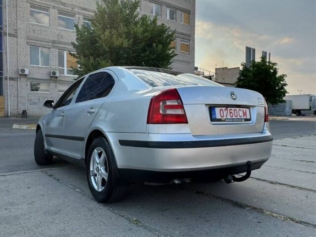 Серый Шкода Октавия, объемом двигателя 1.9 л и пробегом 359 тыс. км за 3500 $, фото 3 на Automoto.ua