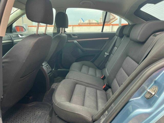 Сірий Шкода Октавія, об'ємом двигуна 0 л та пробігом 225 тис. км за 6990 $, фото 11 на Automoto.ua